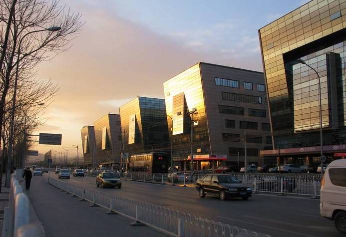 甲級(jí)寫(xiě)字樓硅谷亮城租賃電話